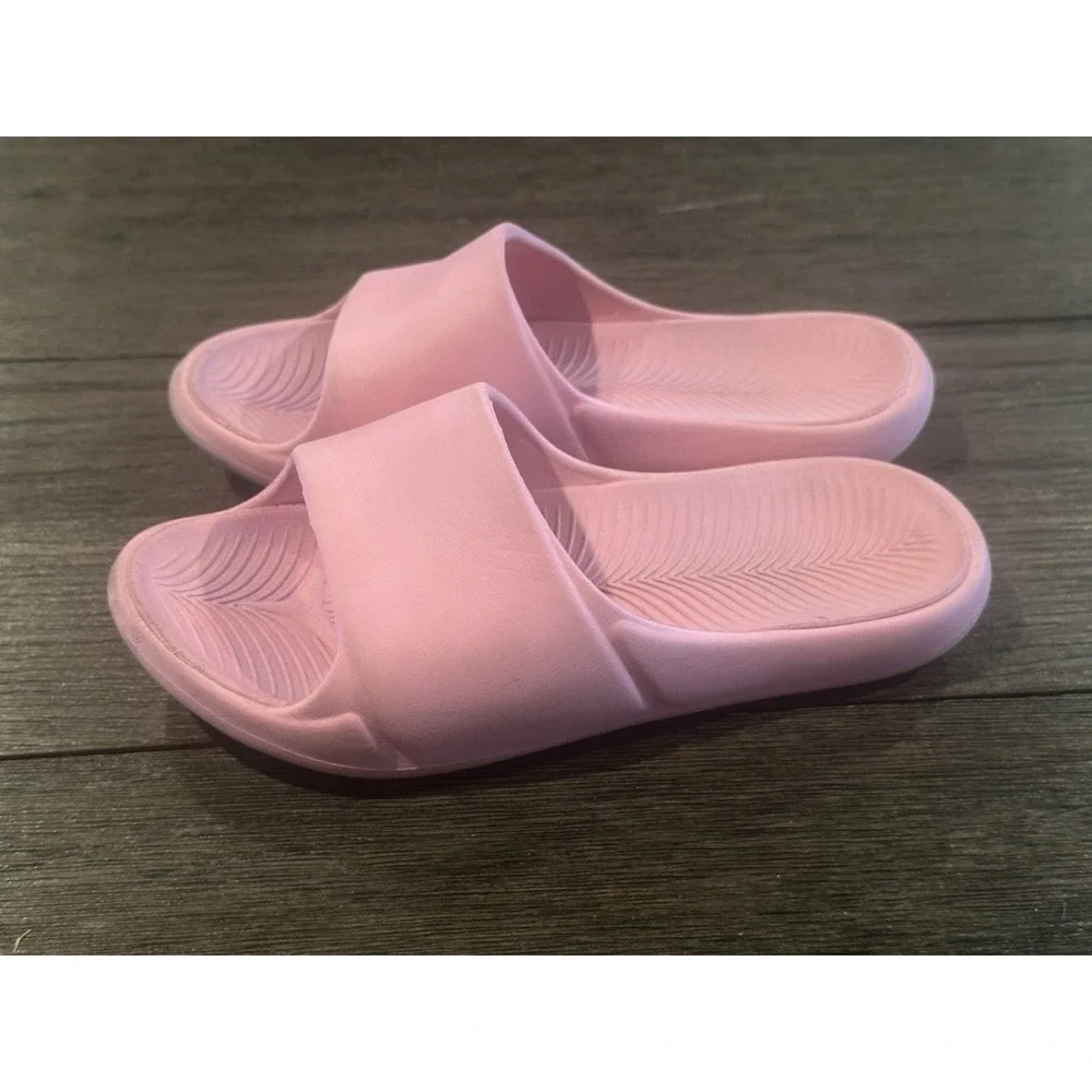 Girls Pink All In Motion Slides Sandals Beach Comfort Vacation Sz 13 Casual